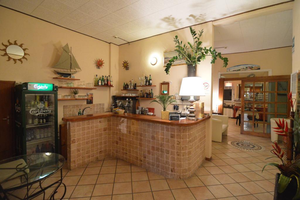 Hotel Vistamare Viserba リミニ エクステリア 写真