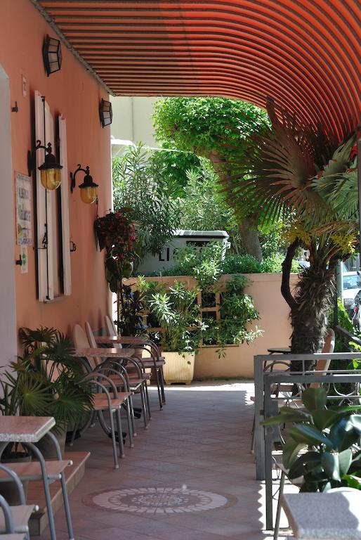 Hotel Vistamare Viserba リミニ エクステリア 写真