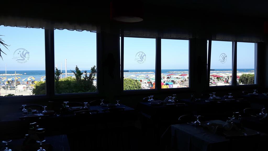 Hotel Vistamare Viserba リミニ エクステリア 写真